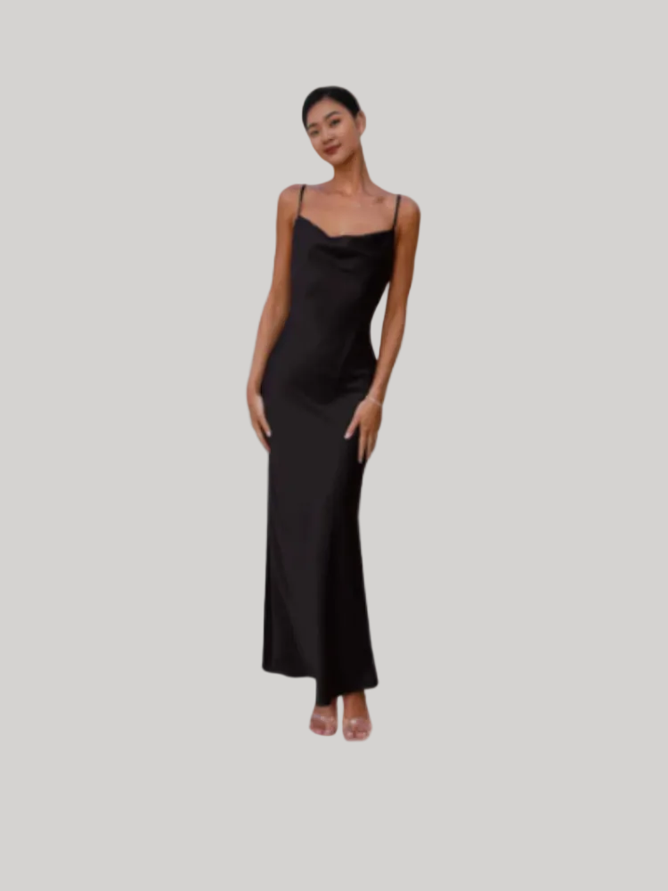 Robe longue en soie froncée