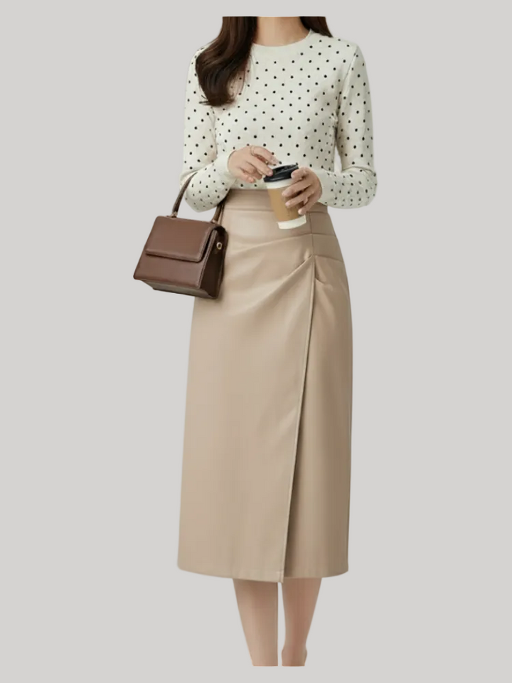 Jupe midi en cuir froncée